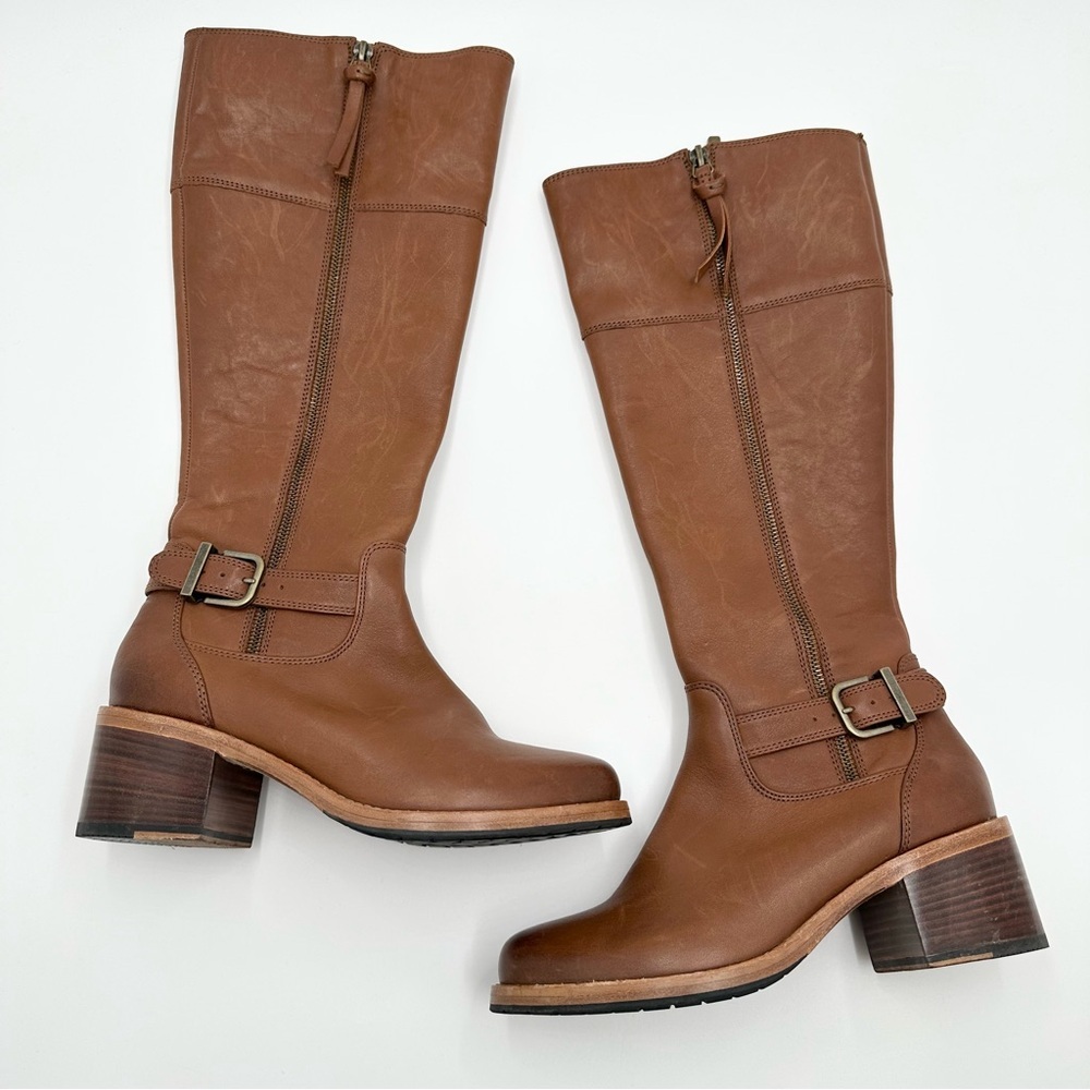 Clarks Women's Clarkdale Sona Boot Dark Tan Leather